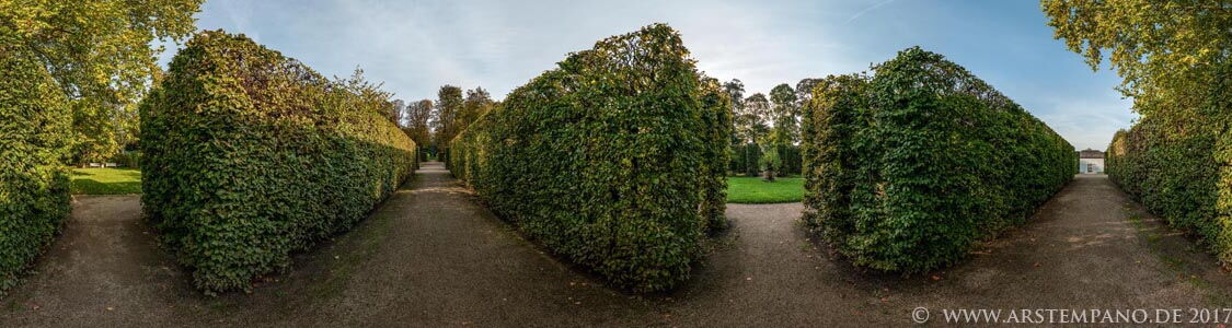 Schloss Pillnitz, Heckengarten